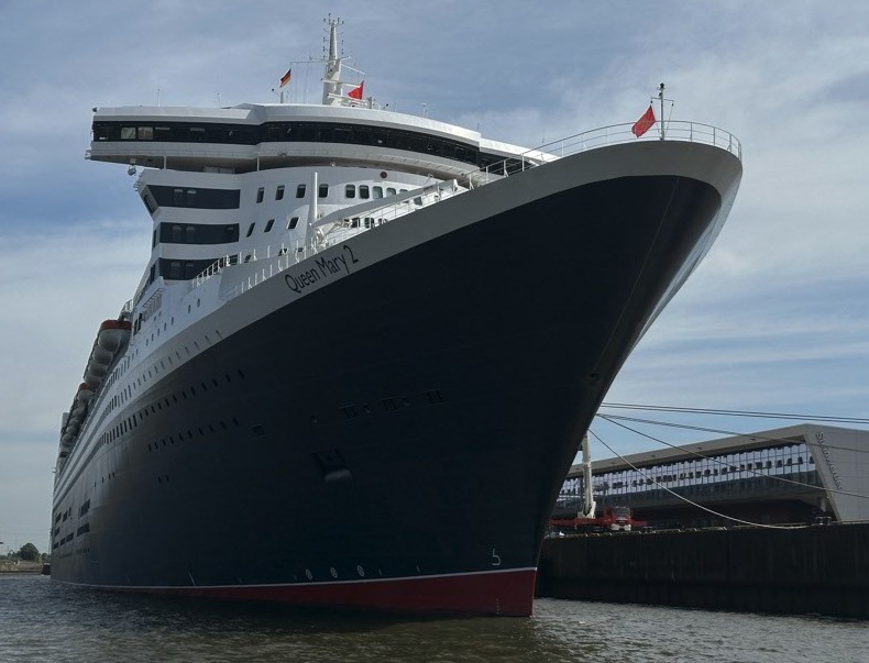 Queen Mary 2